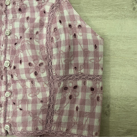 AMERICAN EAGLE LILAC CROPPED TANK TOP SIZE SMALL - Picture 3 of 5